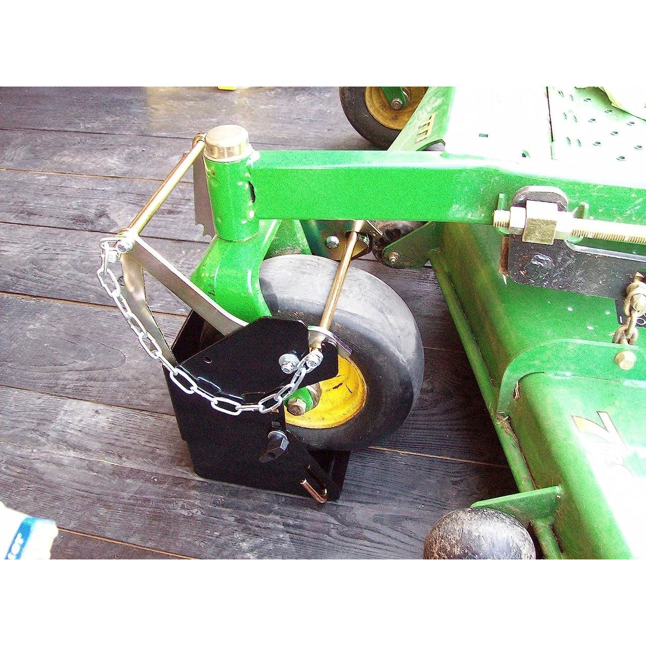 Tire Lockdown for Mower/Spreader 10.5-12.5" Tires